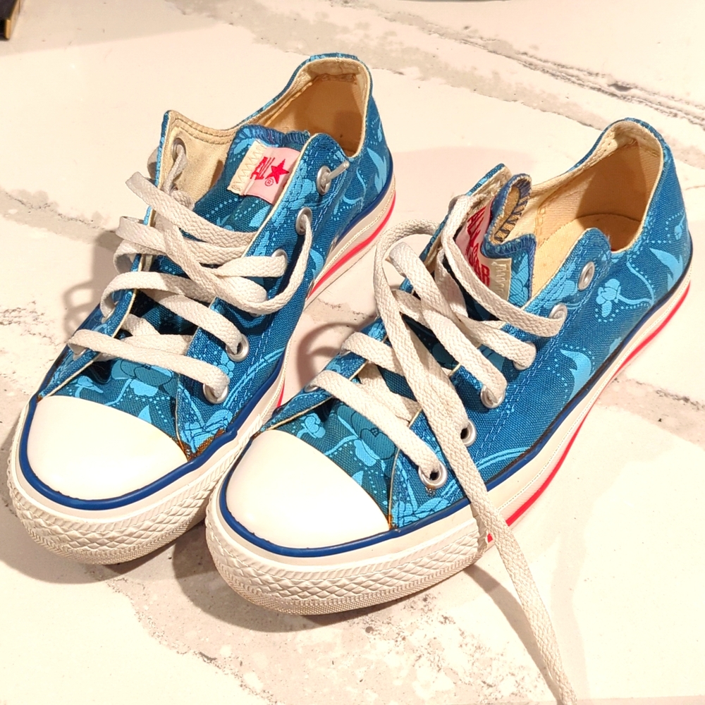 Converse! Rare collector